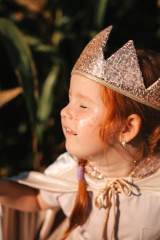 „Roségoldene Pailletten“-Krone für Kinder
