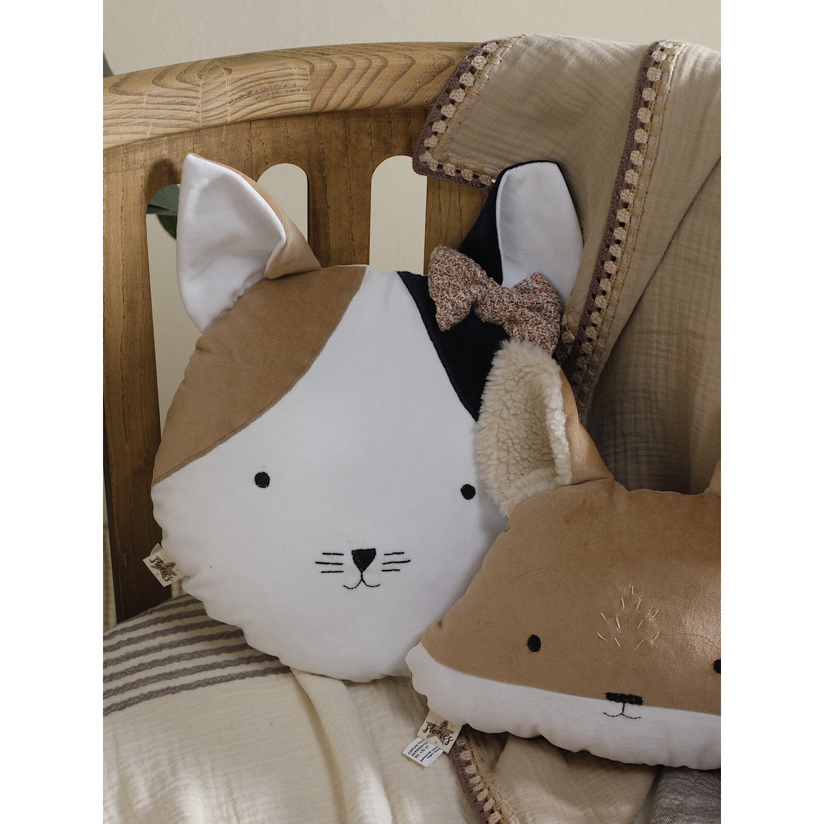 FOX pillow
