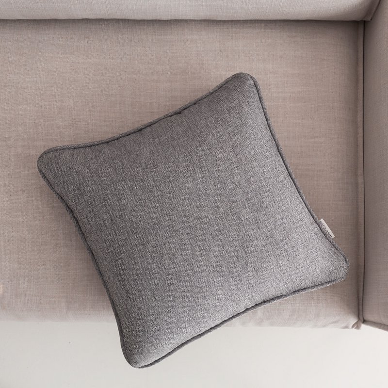 Poszewka na poduszkę 43x43cm GOFIS HOME Zuri Grey Rock 508/ 15