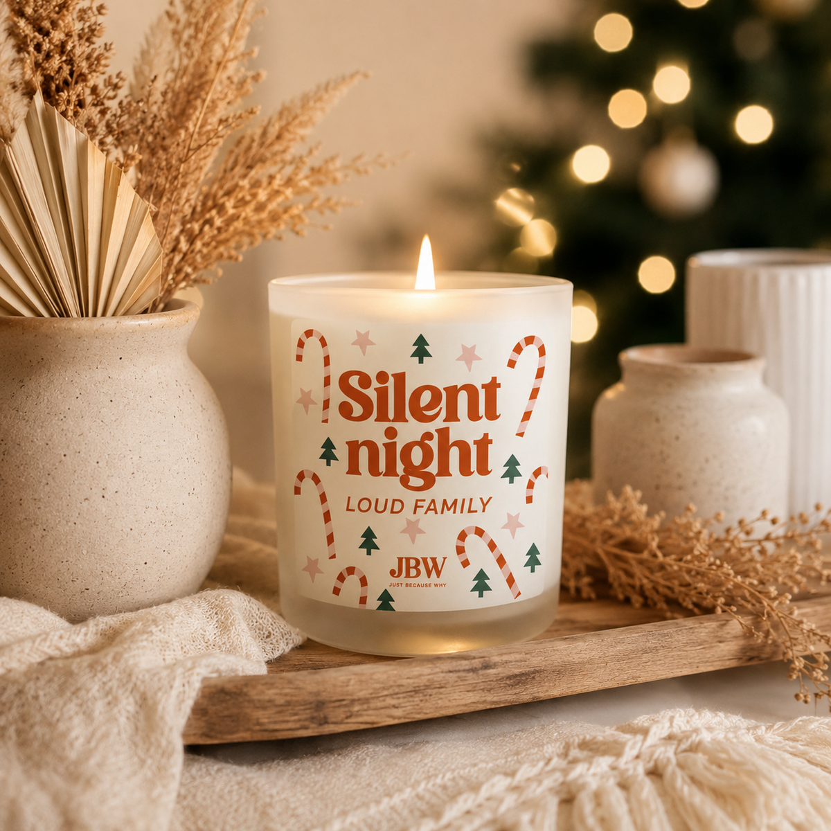 Weihnachtskerze Stille Nacht, laute Familie