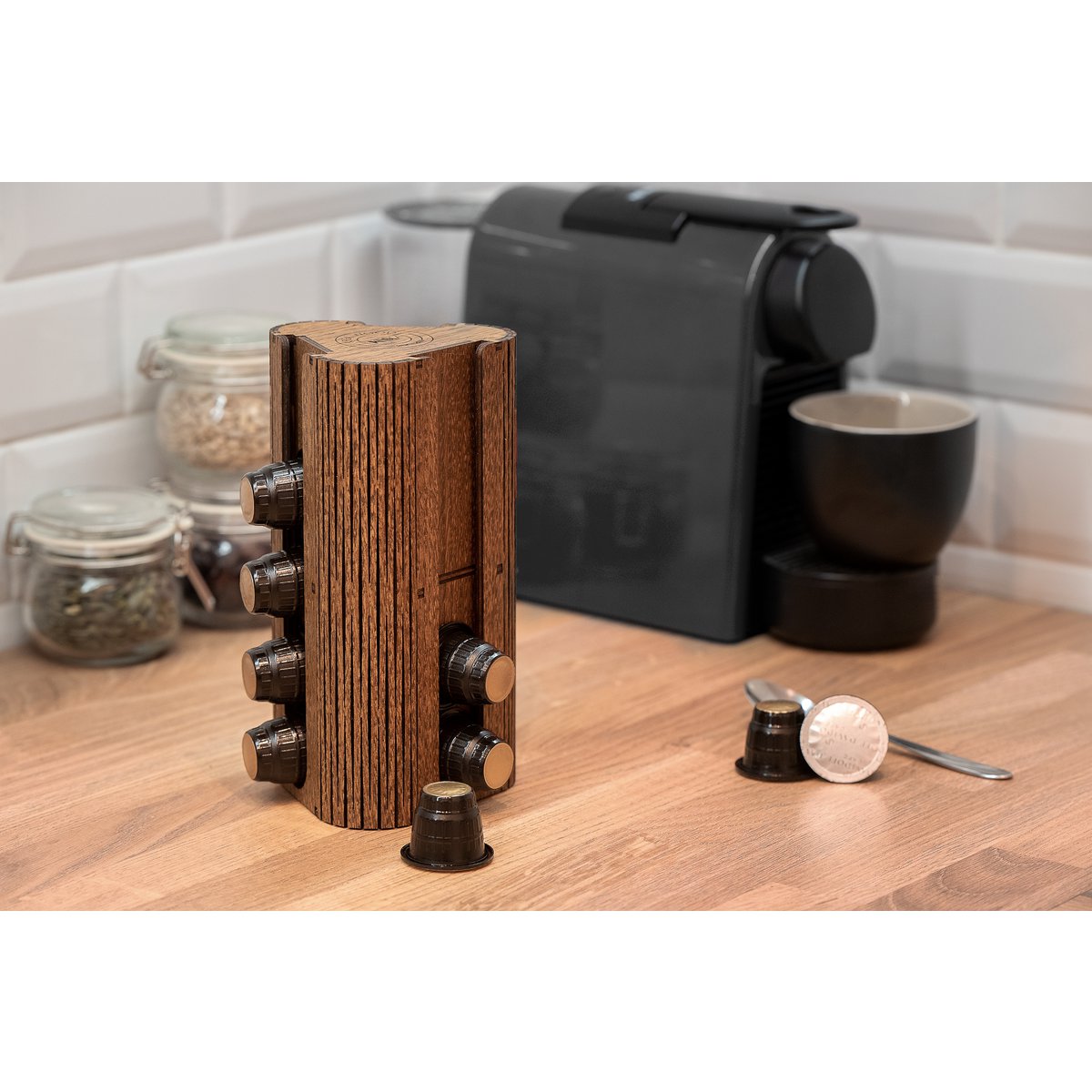 Ręcznie wykonany uchwyt na kapsułki z kawą Krea-Wood na kapsułki kompatybilne z Nespresso, w kolorze brązowym