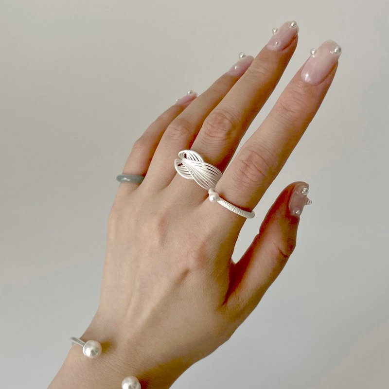 Verflochtener Ring aus Sterlingsilber