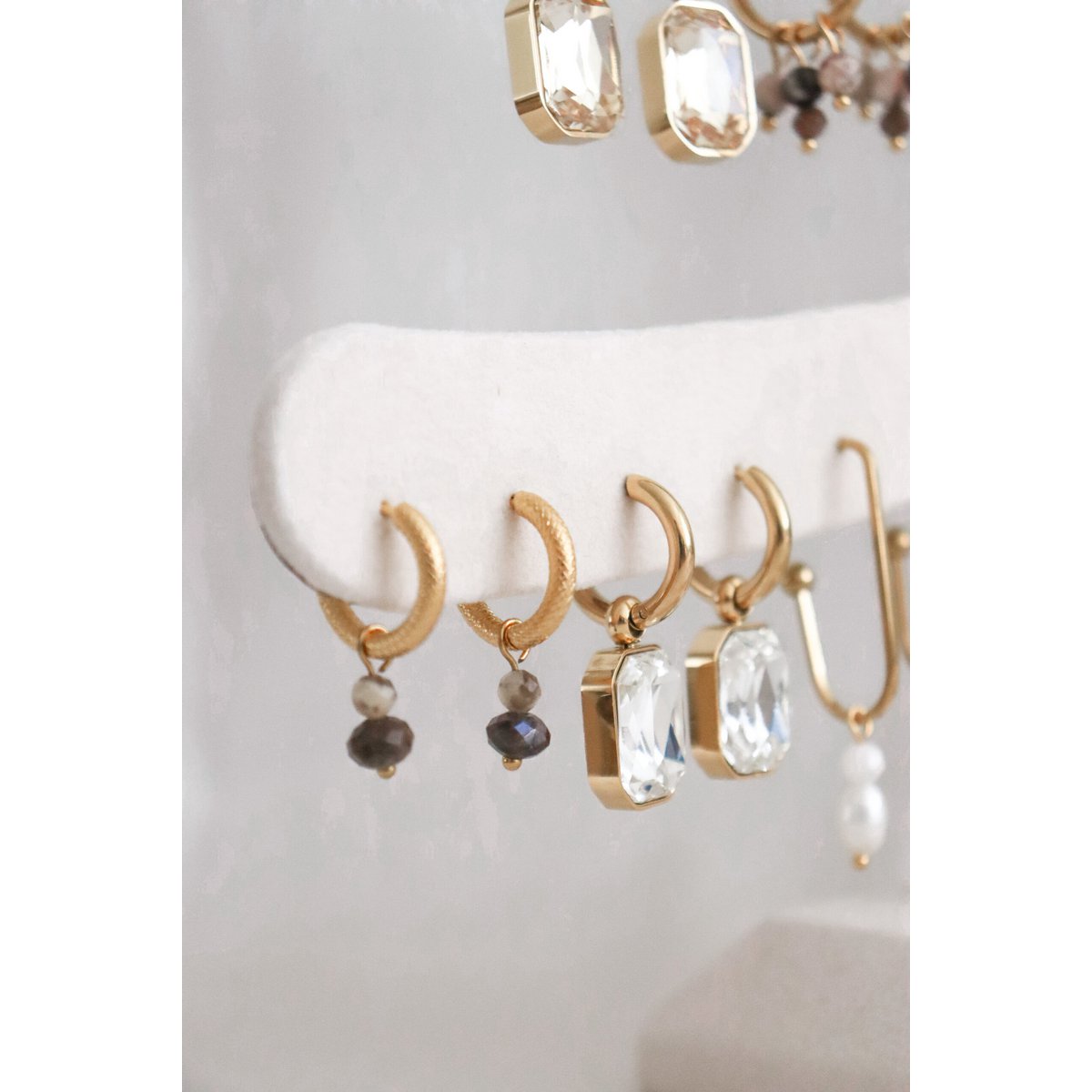 Ohrringe aus Labradorit und Zebra-Feldspat – Gold