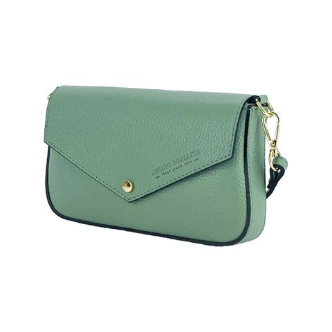 RB1023BF | Kleine Umhängetasche mit abnehmbarem Kettenschultergurt aus echtem Leder, hergestellt in Italien. Verschlussklappe. Metallaccessoires in glänzendem Gold – Farbe Mint – Maße: 22 x 12 x 3 cm