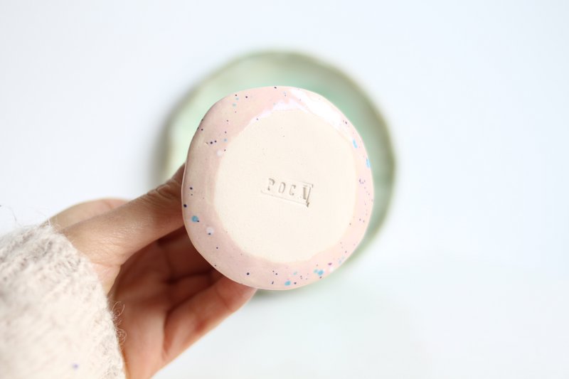 Gesprenkelter rosa Kerzenständer + Kerze