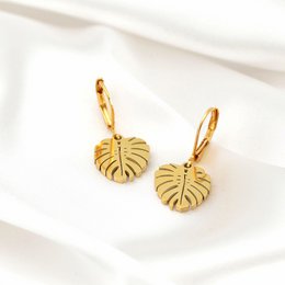Boucles d'oreilles exquises serties d'un pendentif monstera plaqué or | Fait à la main | Cadeau idéal - VINOHR-26