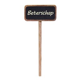  A small wooden sign with the Dutch text "Beterschap" (Get Well) displayed on a potted plant held in a hand.