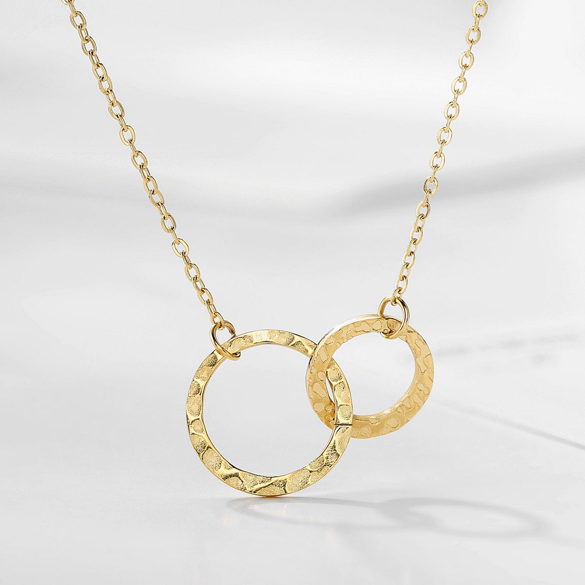 Collar "DOBLE CÍRCULO" Chapado en Oro
