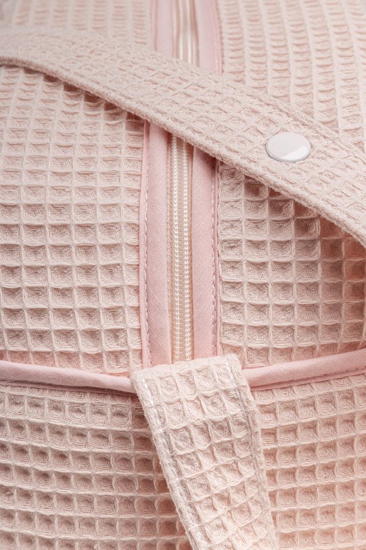 Crossbody barselstaske til barnevogn og hospital. Praktisk og elegant organisatortaske med stor kapacitet. Produkt fremstillet i Spanien.