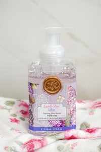 Foaming shea butter soap Lilac 520 ml Isabelle Rose