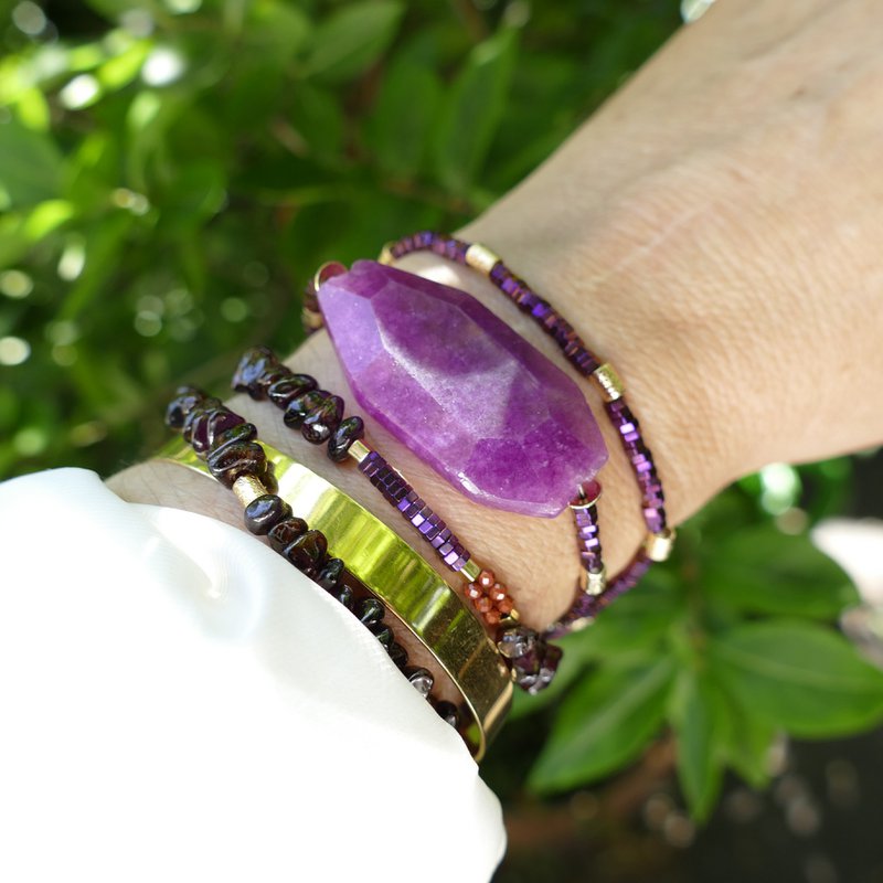 Milla wrap armbånd granat sten