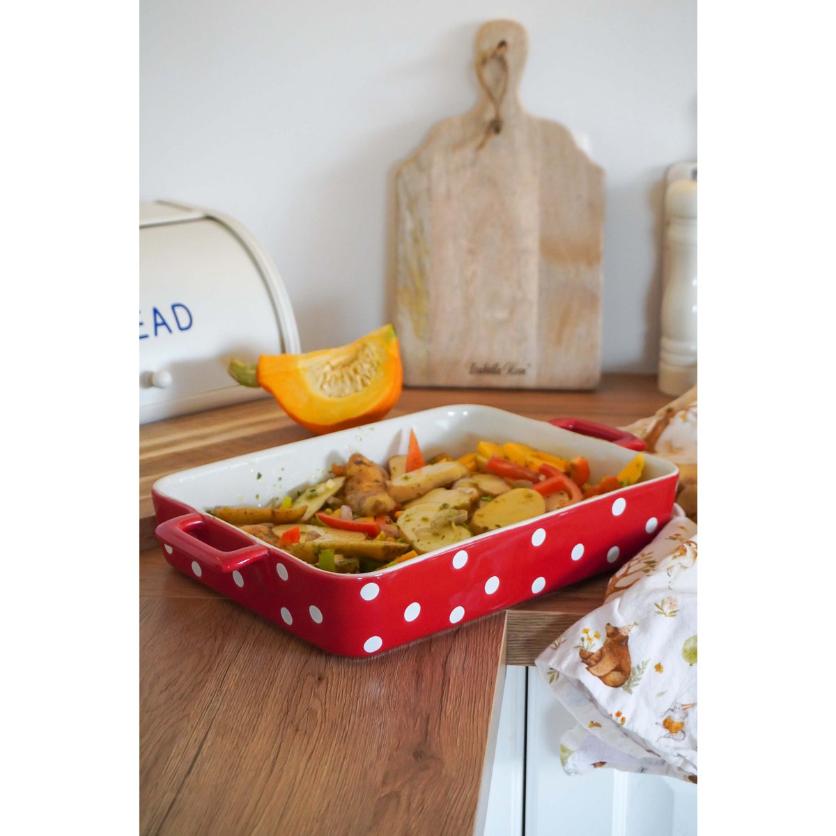 Gran plato familiar rojo con lunares Isabelle Rose