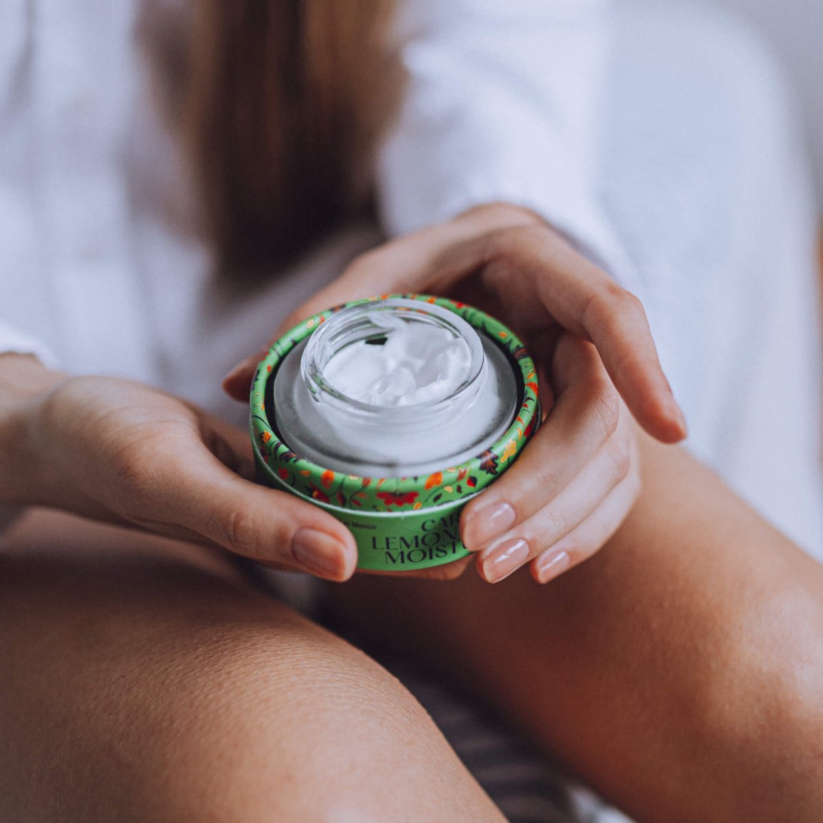 CARMEN Feuchtigkeitscreme für das fettige Gesicht mit Vitamin E