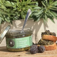 Goat Cheese and Almond Pesto: The Art of Provence in 90g 🌿✨