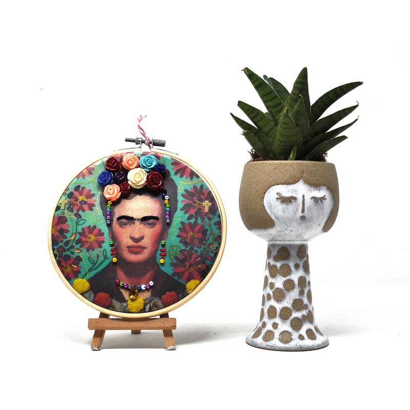Handmade Embroidery Hoop Wall Art - Frida Khalo Portrait - Textile Wall Decoration (10/15cm)