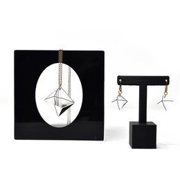 Conjunto Pirámide Geométrica – Collar y Aretes - HASTA FINAL STOCK