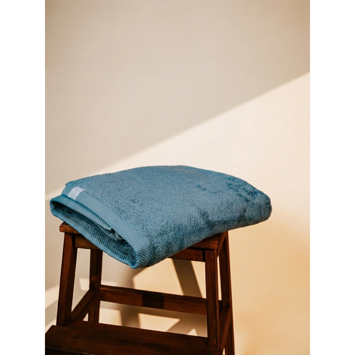 Pamukia GOTS Organic Cotton Terry Bath Towel 70 × 140 cm | Essence Collection
