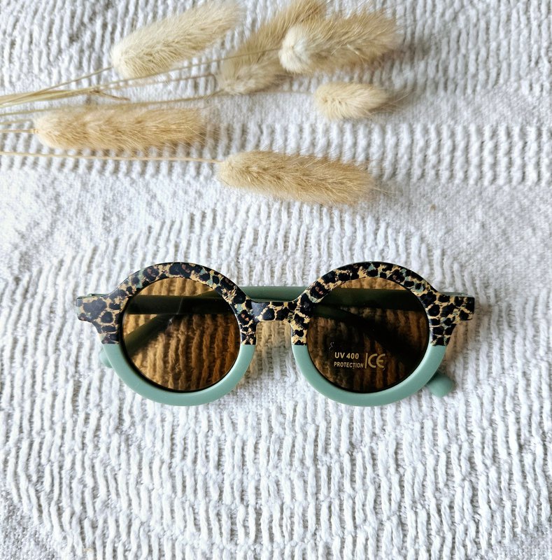 Baby- og børnesolbriller UV400 runde - Sage / Leopard