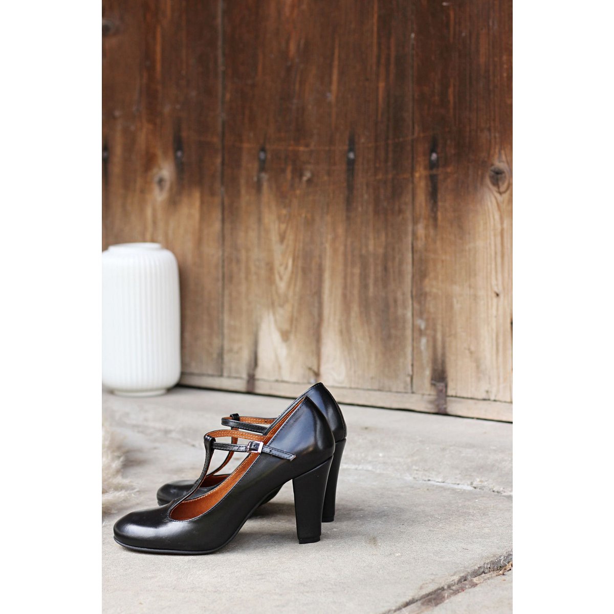Talons en cuir faits main (8 cm) - Greta - Chaussures vintage noires 35-42