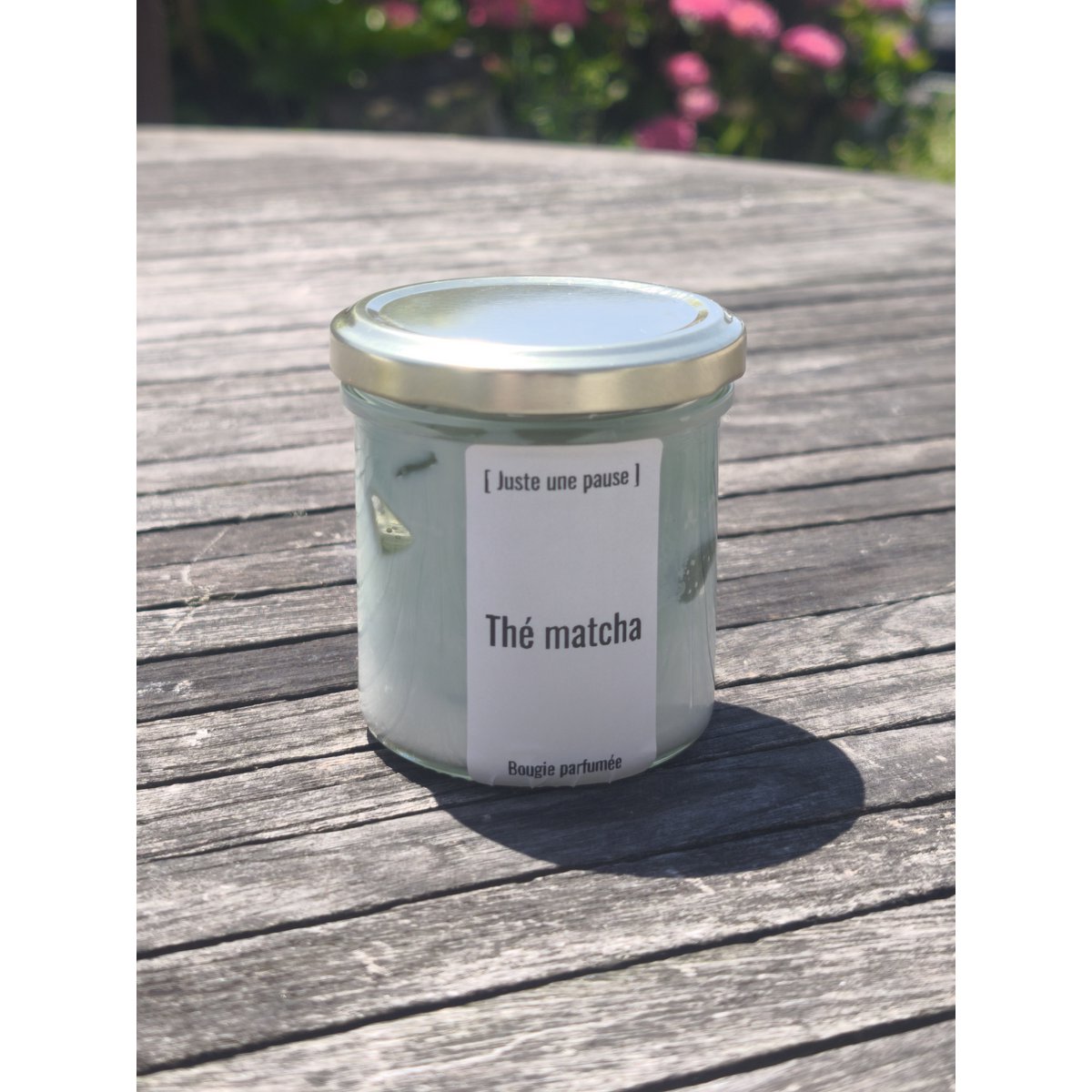 Pistachio and chocolate whipped cream candle