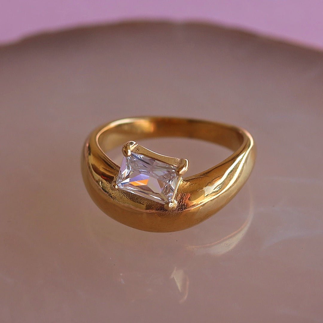 Ariana – Baguette-Kristall-Goldring