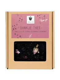 Black tea with dried rose petals and cornflowers.