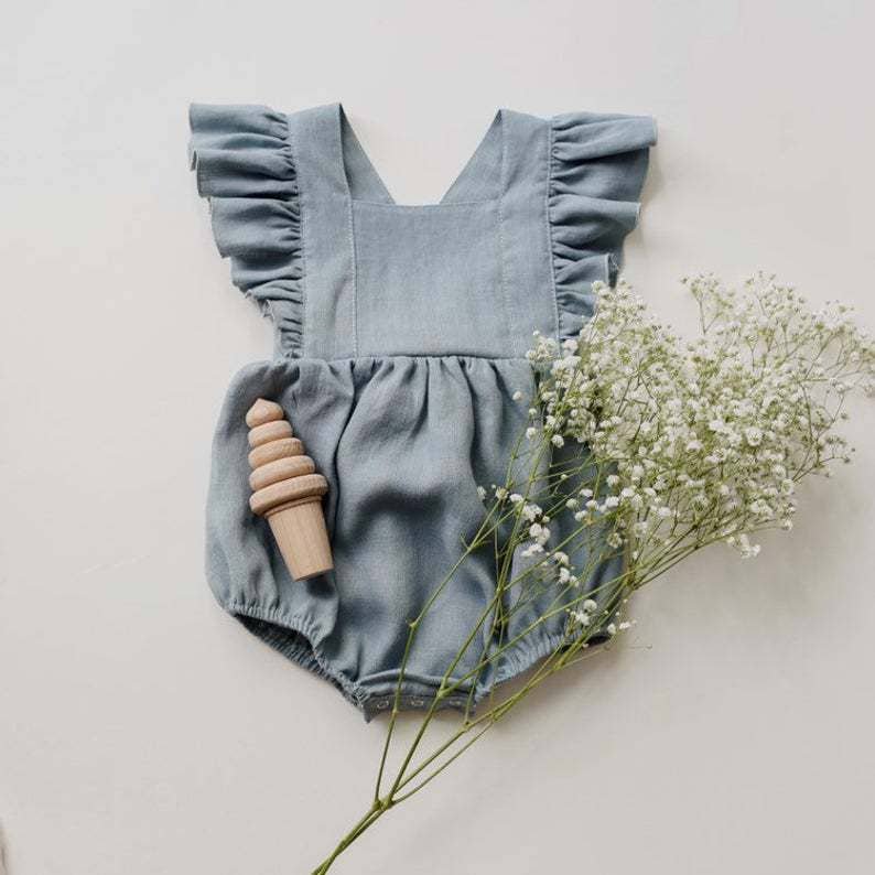 Annie & Charles® Organic Linen Bloomer DAISY