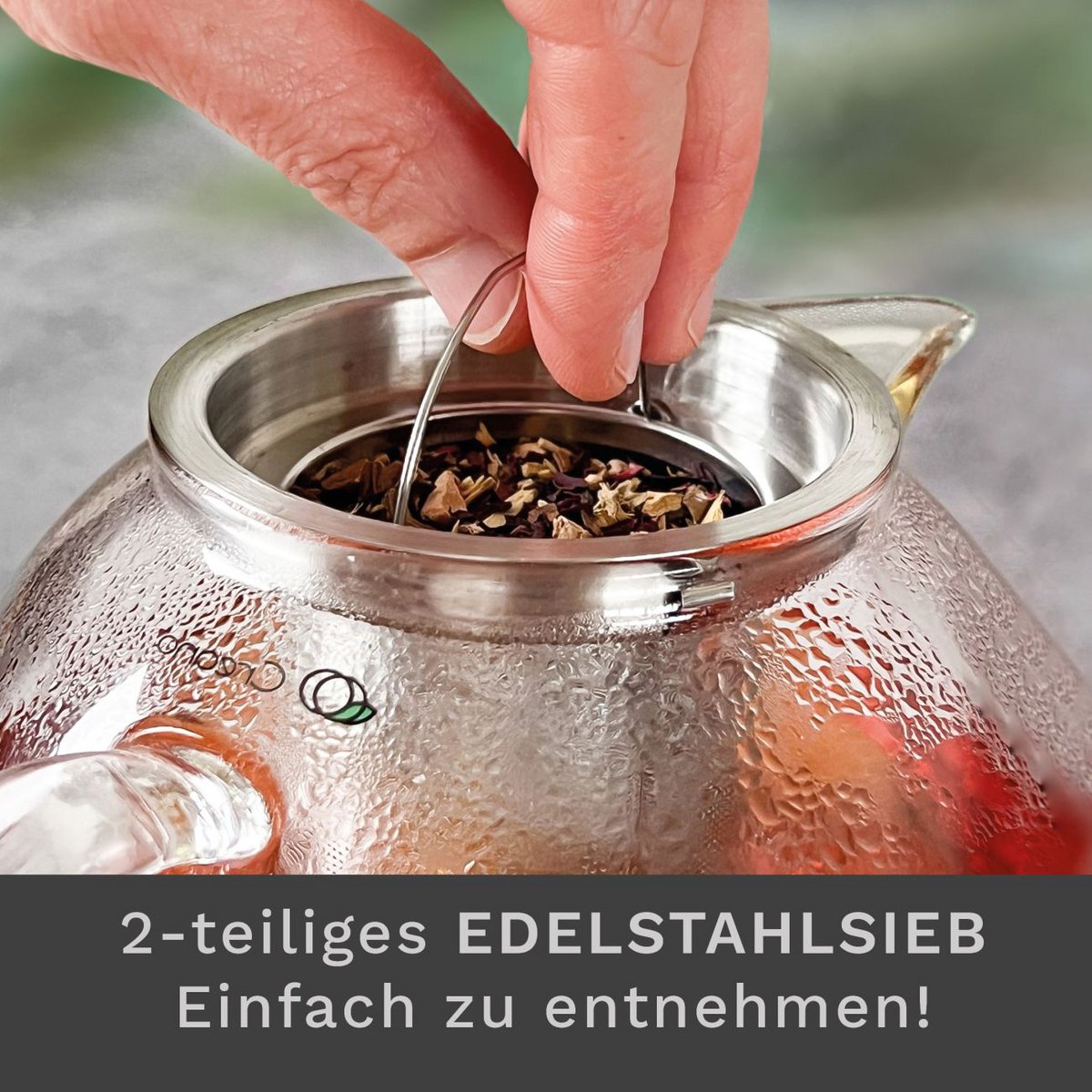 They create Glasteekanne 1,3l with 2 Teeblumen