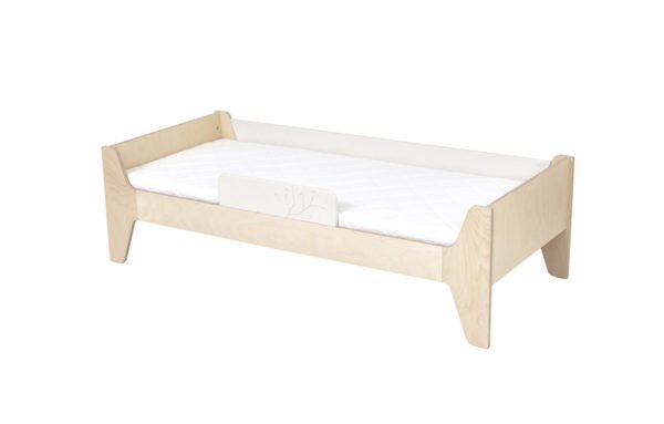 bird&berry junior bed
