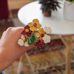 Mazzo di fiori di felicità in diversi colori