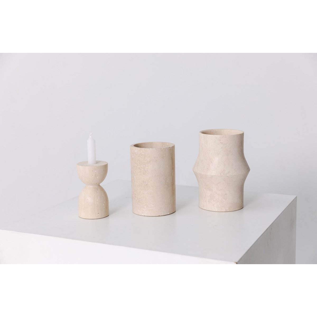 Travertine design kaarshouder Ø8x14cm