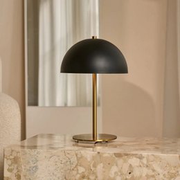 Lola Guld & Sort Bordlampe