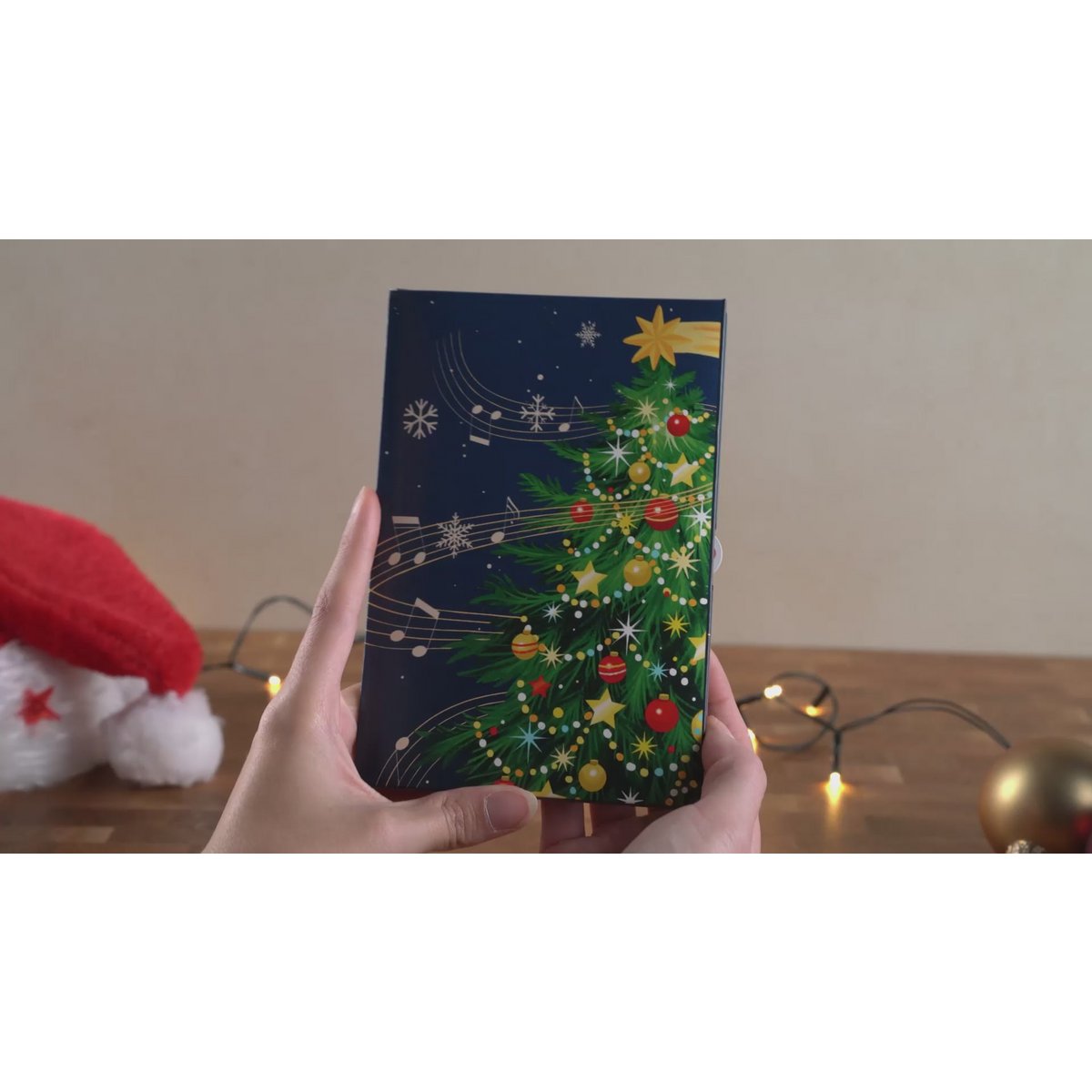 Biglietto pop-up con albero di Natale con musica e luci