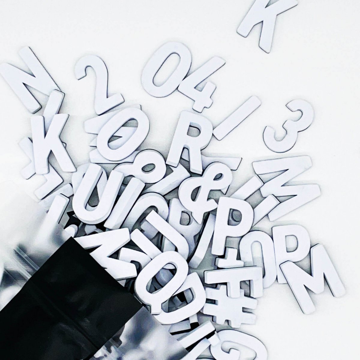 Modern magnetic letters - Unique Colors