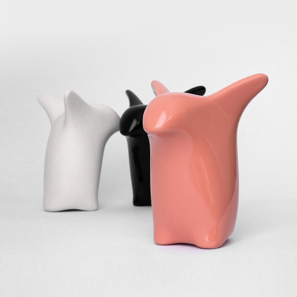 Pinkuin | Figura decorativa de porcelana salmón rosa
