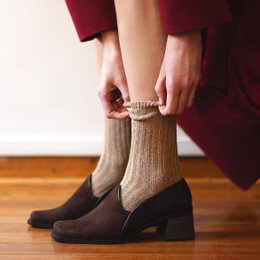 KLUE Silk and Wool DUST STAR socks | Beige