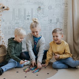 Maleri tapet og XXL vægmaleri "Little Artists"