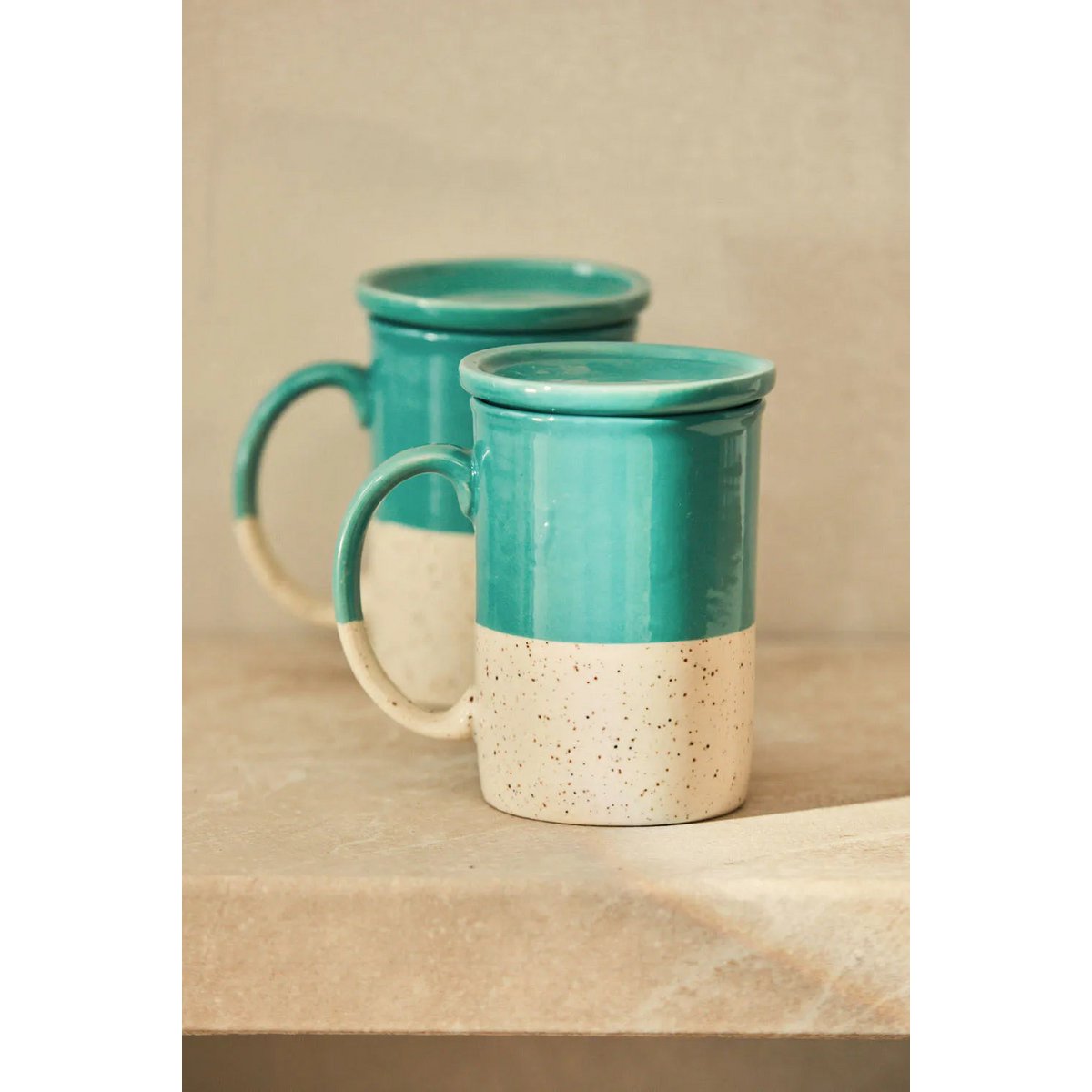 Chai-Becher aus Keramik mit Deckel