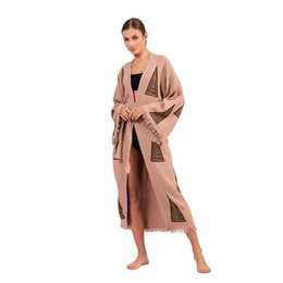 Pyramidenlanger Kimono