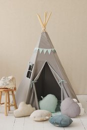 Tipi „Mint Love“ mit Girlande und Matten-Set