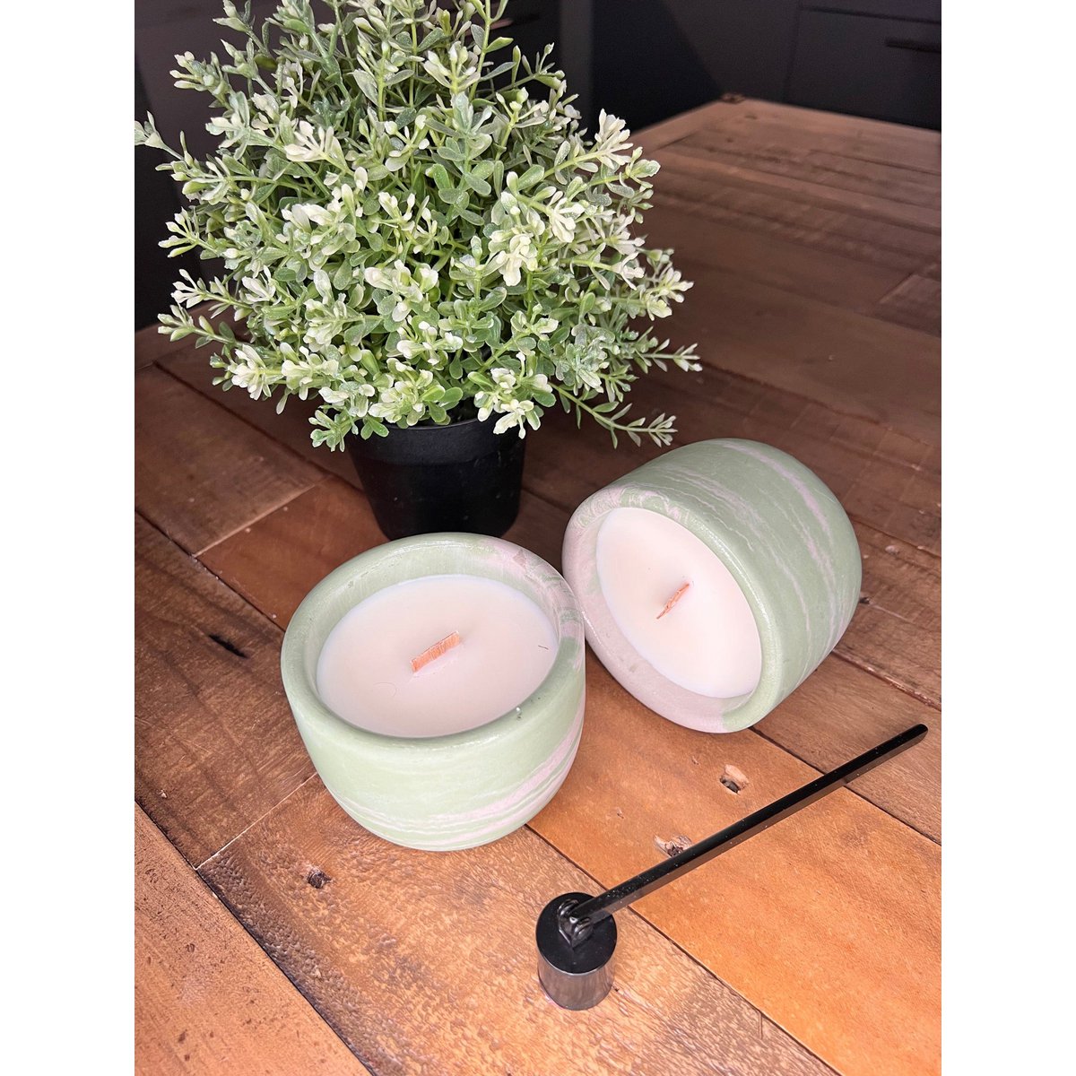SPREAD LOVE - Concrete Candles 230g