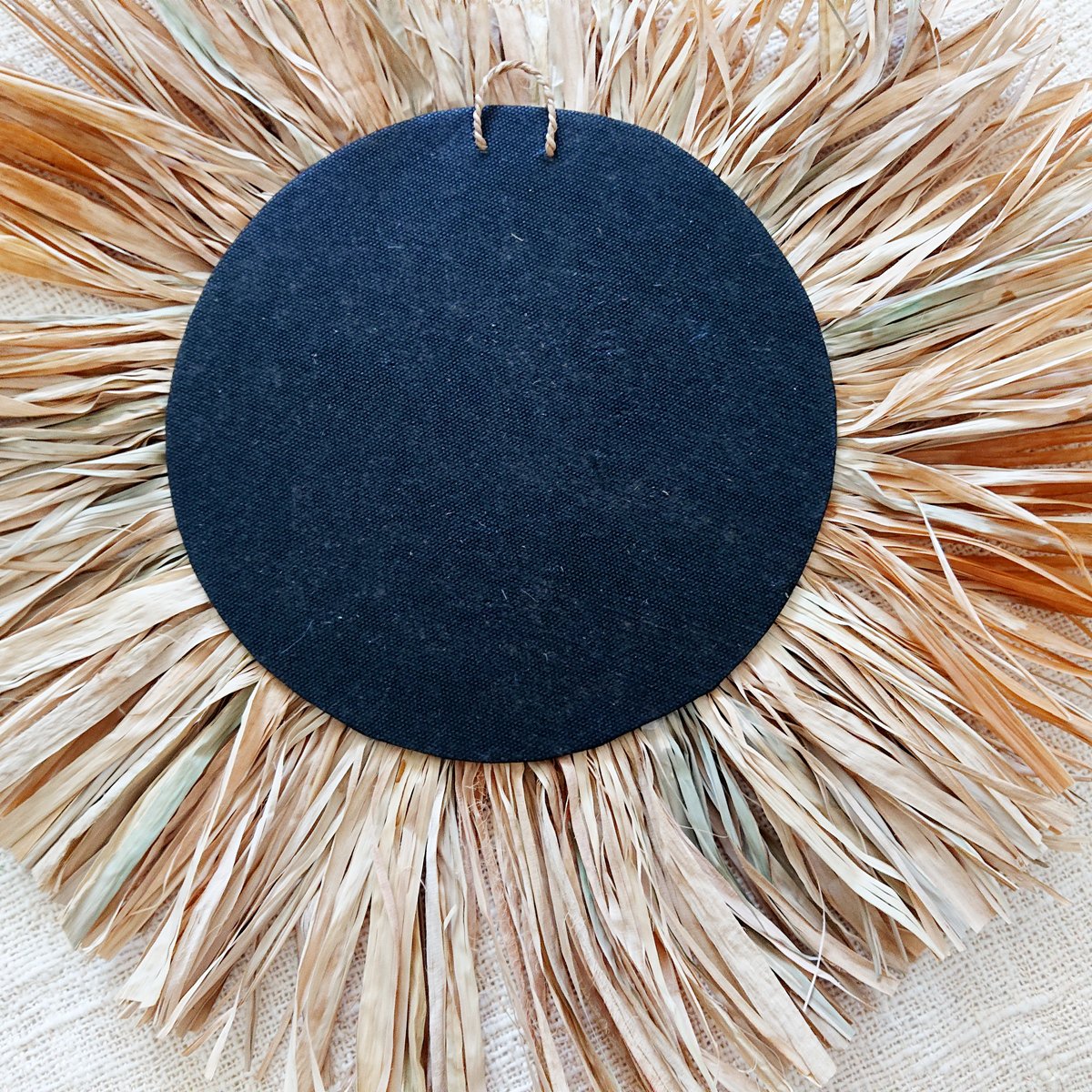 Hjerte i raffia og skaller