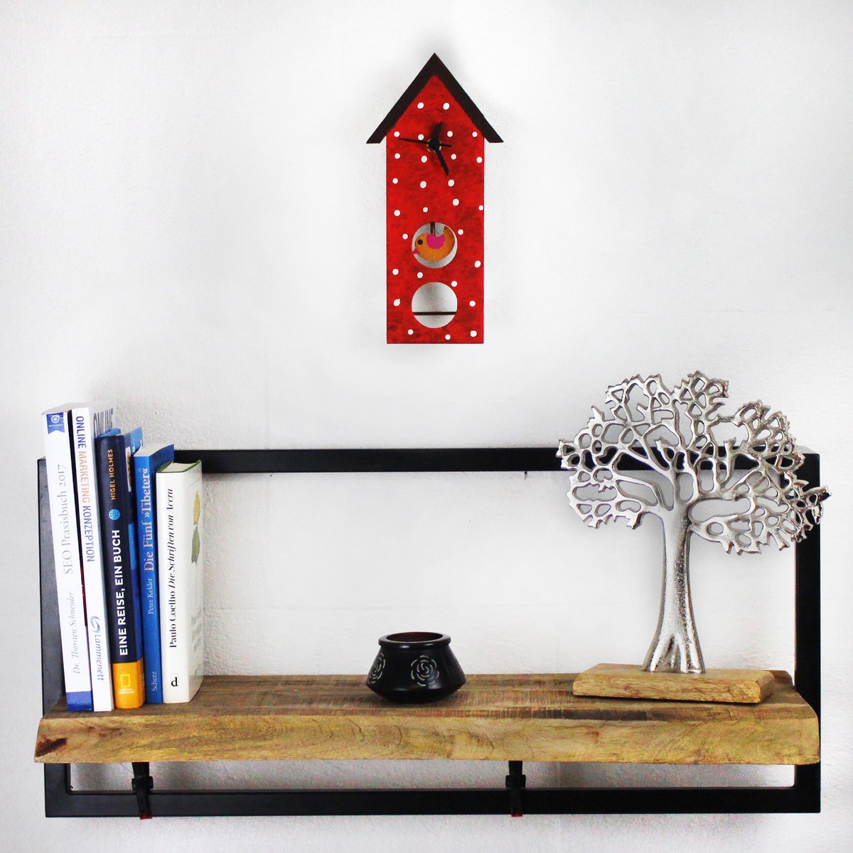 Wall clock bird feeder