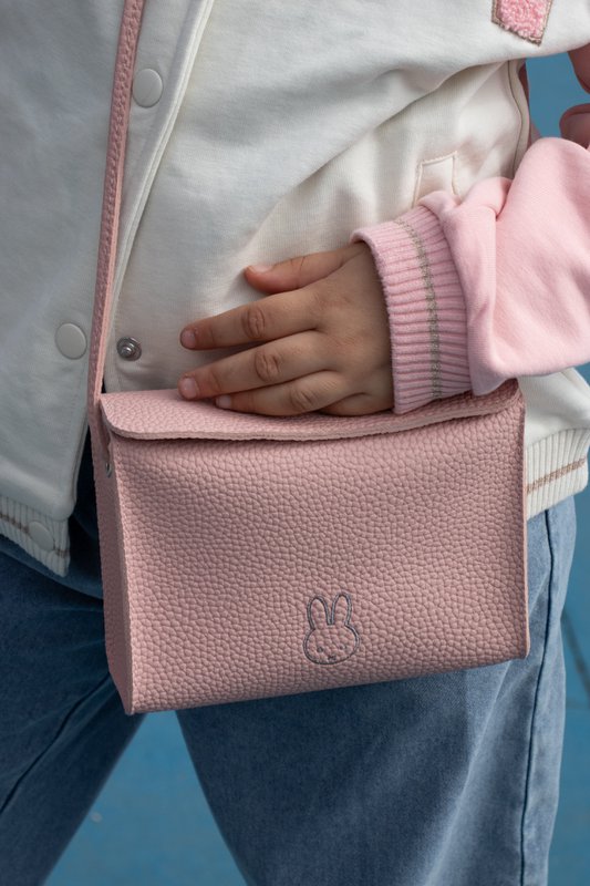Miffy roze promenade schoudertas © Mercis bv.