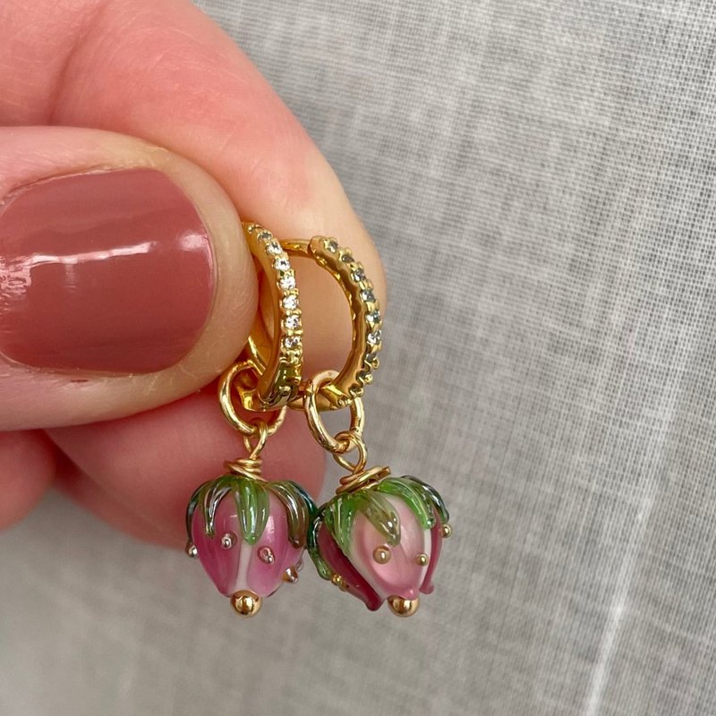 Boucles d'oreilles pendantes fleurs en verre mini créoles plaqué or