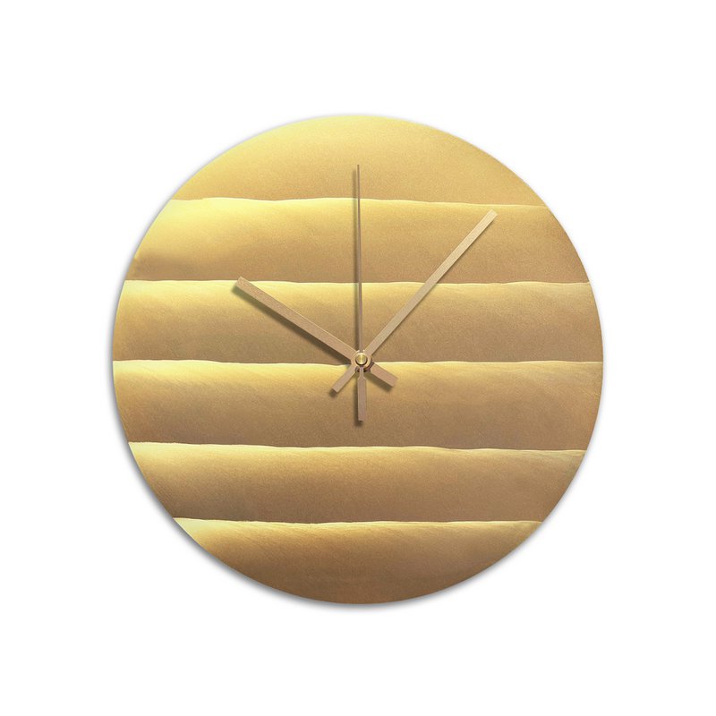 Wanduhr Messing geschliffen 'Waves'
