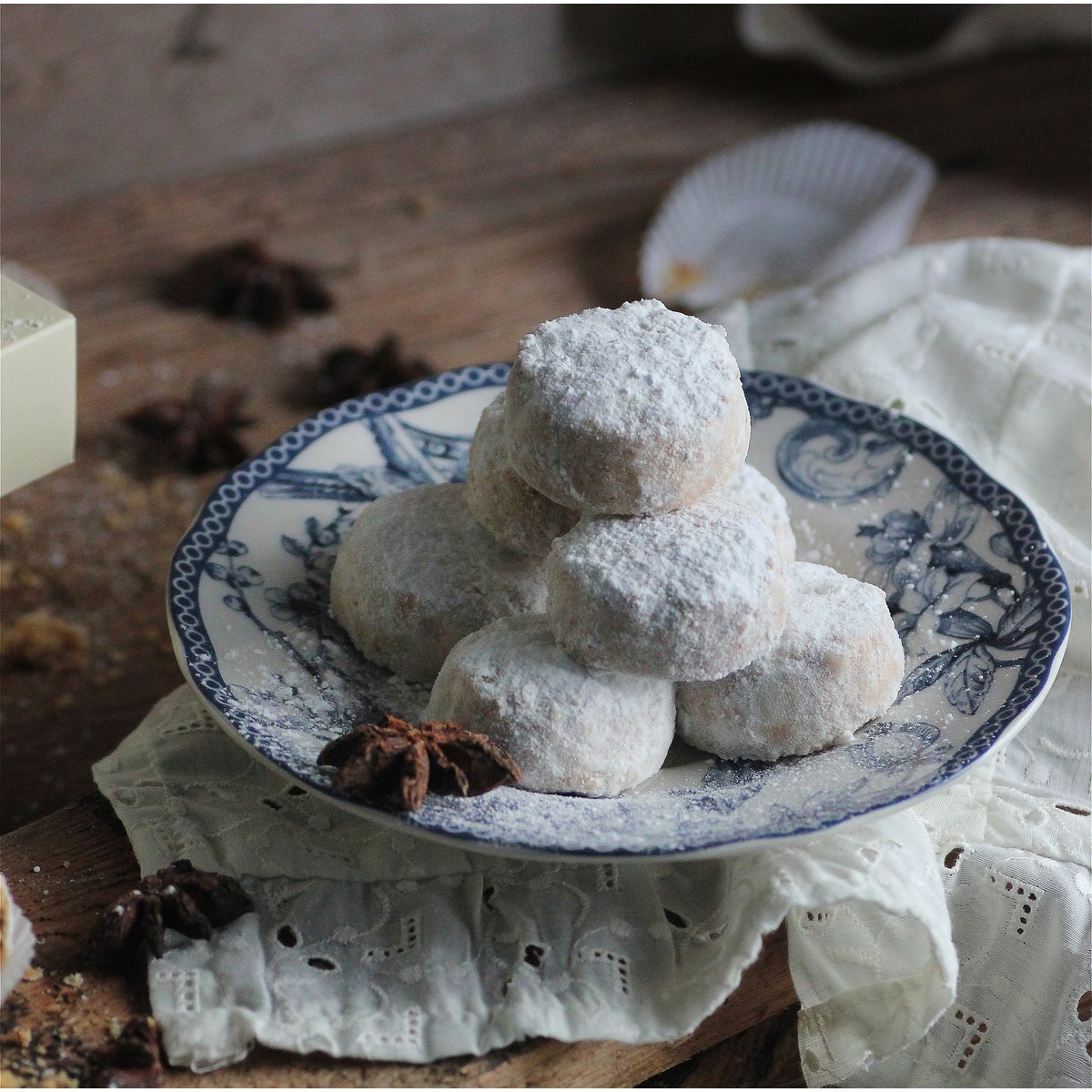 Kourabies Anise - Greek shortbread cookies