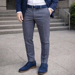 RB4029D | Men's Belt Made in Italy in Genuine Suede Leather. Buckle in satin silver finish. Color: Blue. Dimensions: 125 x 3.5 x 0.5 cm (waistline 110 cm)