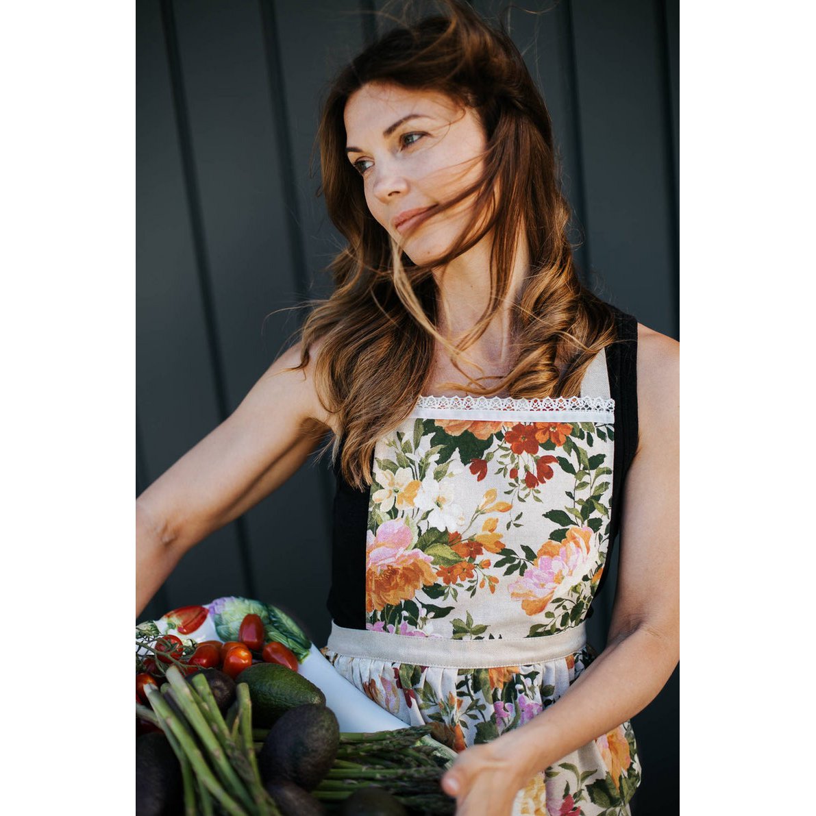 Ladies Apron With Ruffles, Poly-cotton Mix, Printed | Flower Big