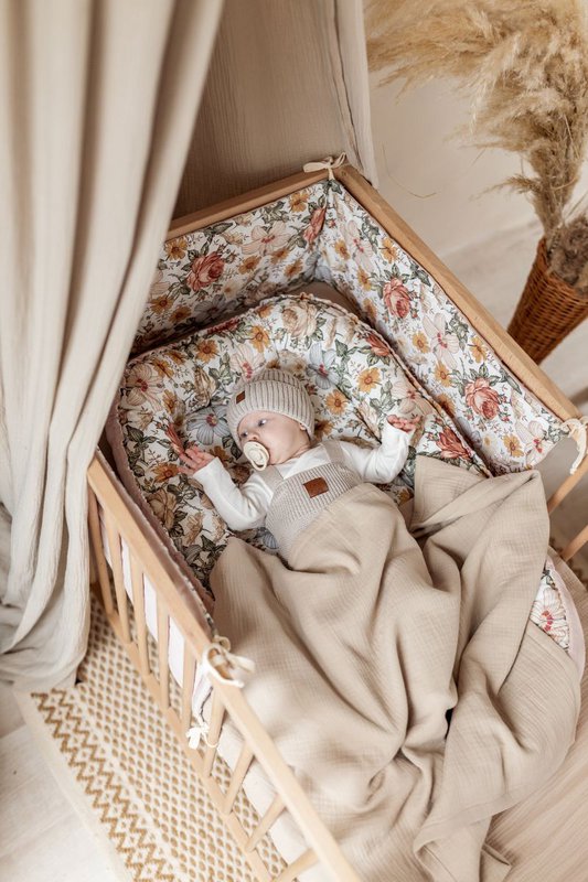 ELIJAH FLOWERS baby cot protector